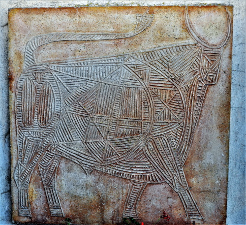 Bayonville Le taureau St Luc 